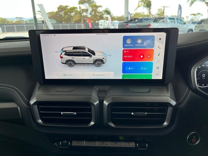 2025 LDV D90 Executive