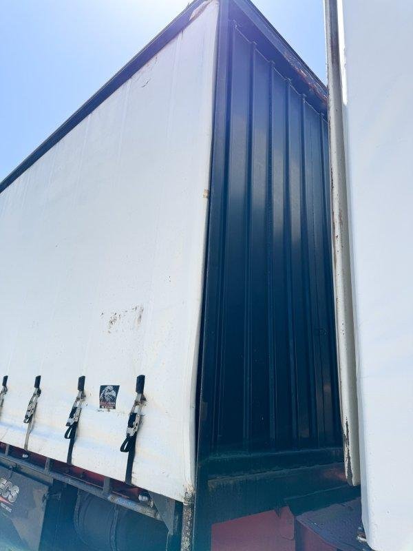 1998 Haulmark / Freighter 32 Pallet B Double Curtainsider Combination