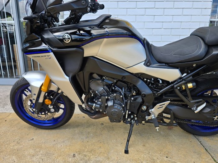 2024 YAMAHA TRACER 9 GT+ (MT09TRASP2) silver