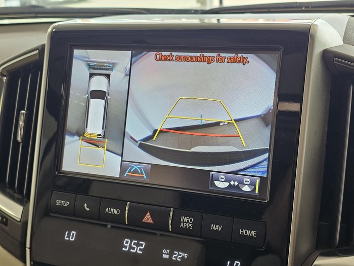 2018 Toyota Landcruiser Sahara VDJ200R 4X4 Dual Range White