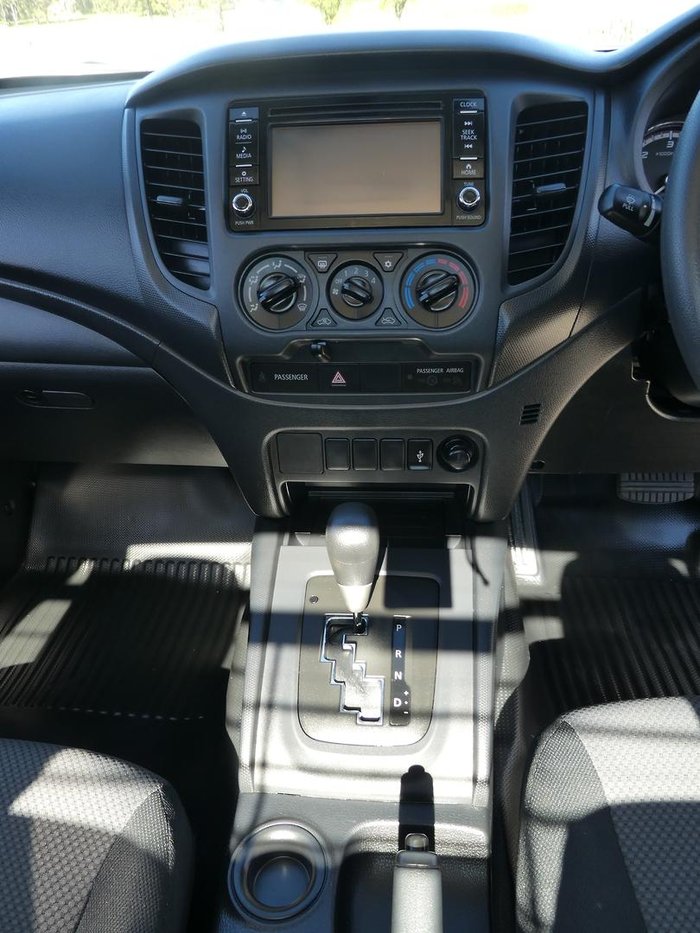 2022 Mitsubishi Triton GLX