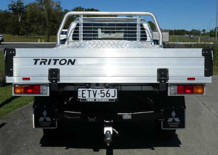 2022 Mitsubishi Triton GLX