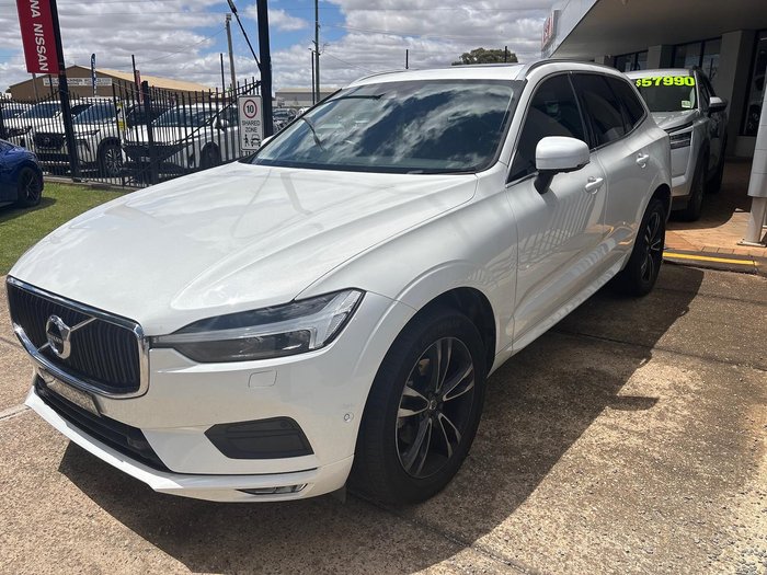 2021 Volvo XC60 T5 Momentum
