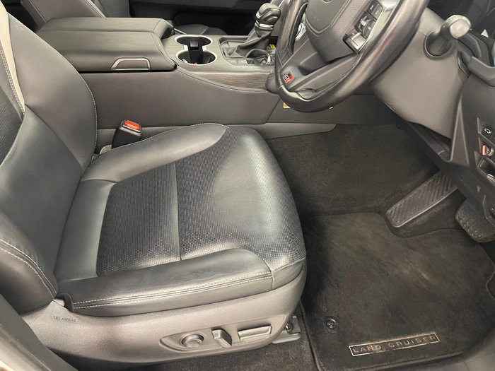 2022 Toyota Landcruiser GR Sport FJA300R 4X4 Dual Range Crystal Pearl