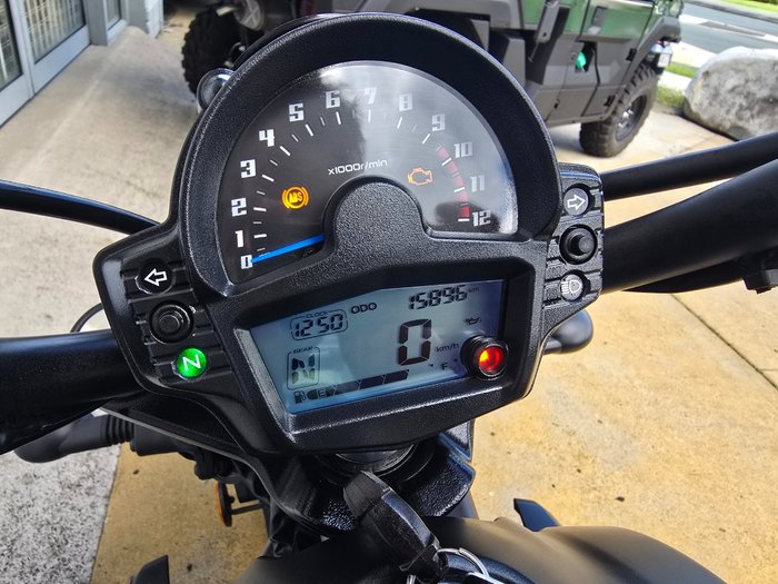 2023 Kawasaki VULCAN S METALLIC FLAT SPARK BLACK