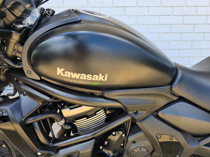 2023 Kawasaki VULCAN S METALLIC FLAT SPARK BLACK