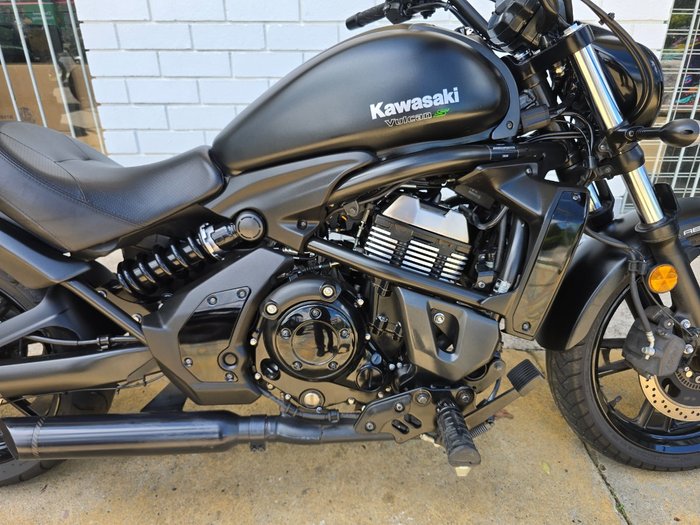 2023 Kawasaki VULCAN S METALLIC FLAT SPARK BLACK
