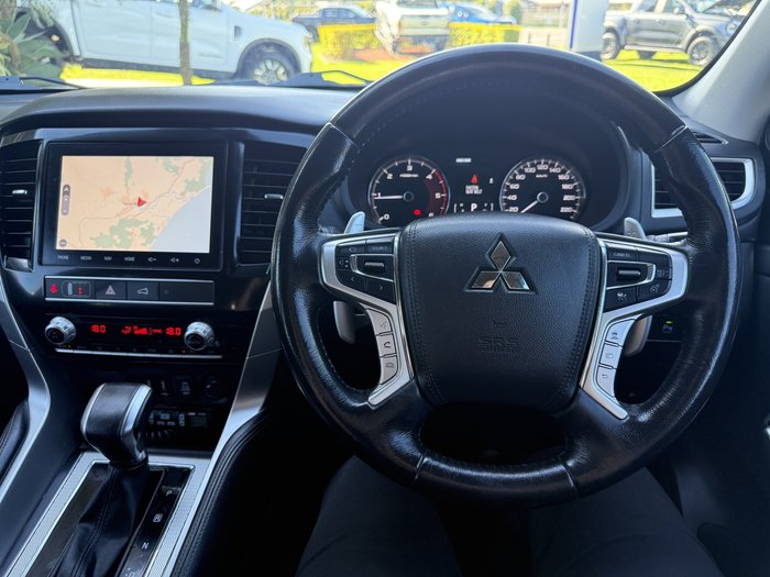 2020 Mitsubishi Pajero