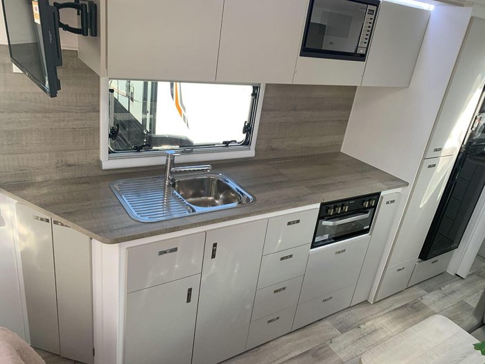 2025 Design RV Odyssey V5-2 20'6