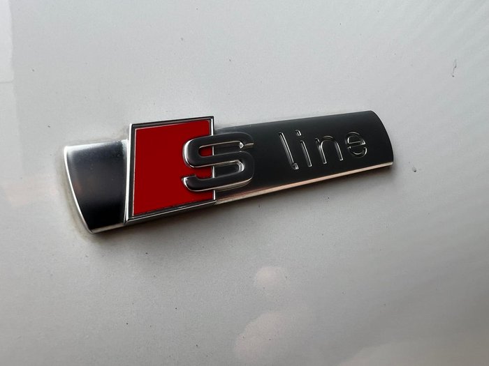 2019 Audi A4 45 TFSI S line