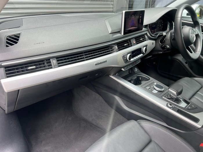 2019 Audi A4 45 TFSI S line