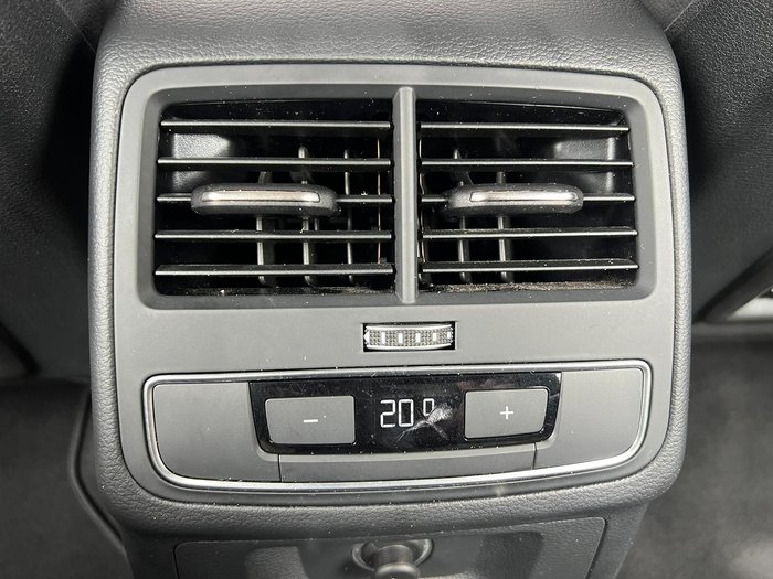 2019 Audi A4 45 TFSI S line