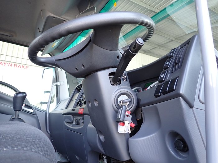 2018 ISUZU FRR 107-210