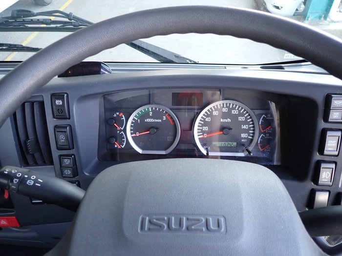 2018 ISUZU FRR 107-210