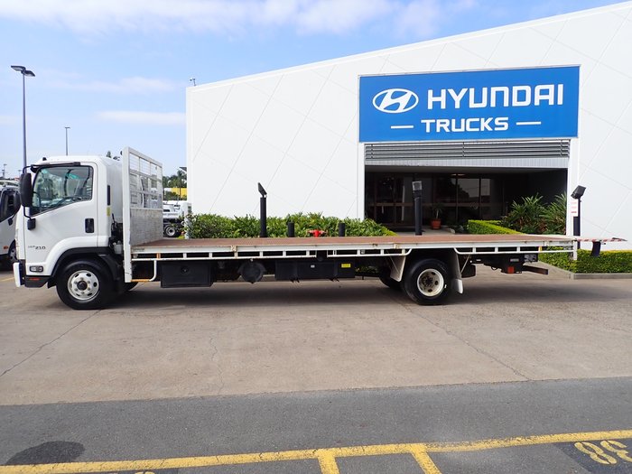 2018 ISUZU FRR 107-210