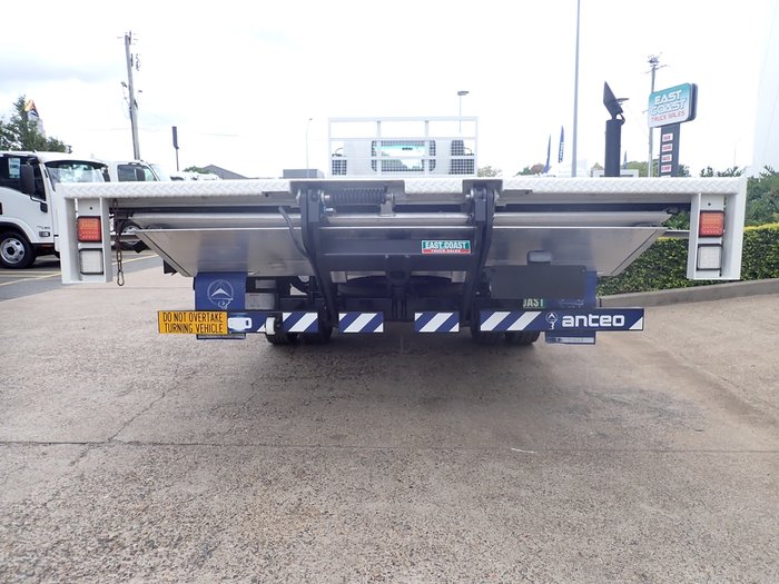 2018 ISUZU FRR 107-210