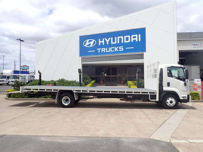 2018 ISUZU FRR 107-210