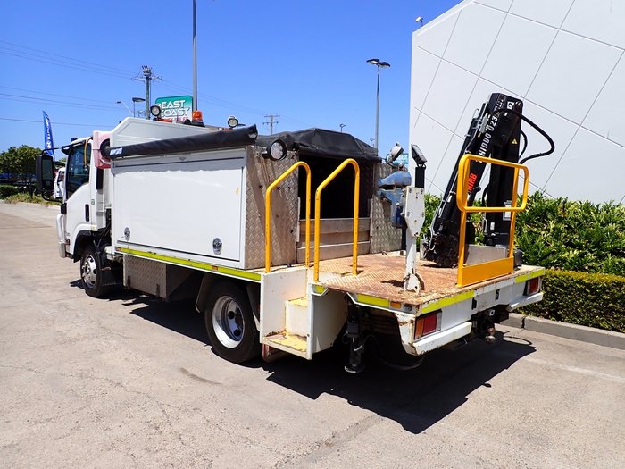 2018 ISUZU NPR 65-190