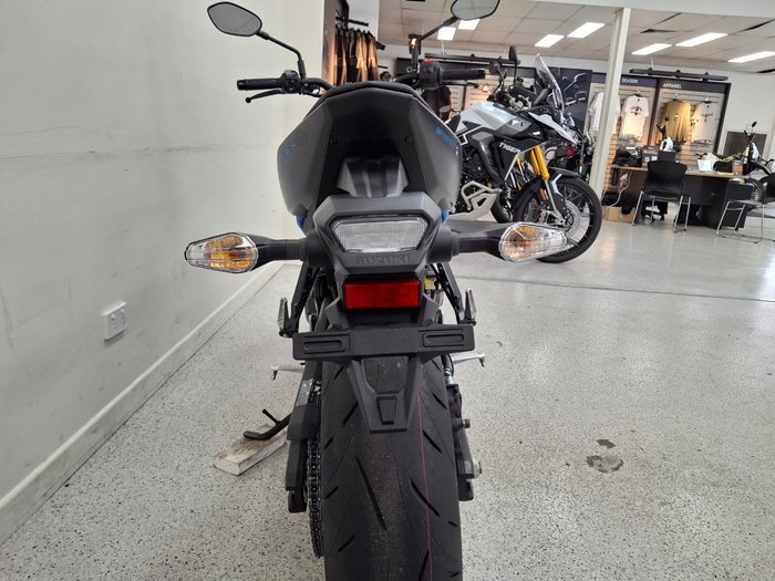 2025 Suzuki GSX-8S Black