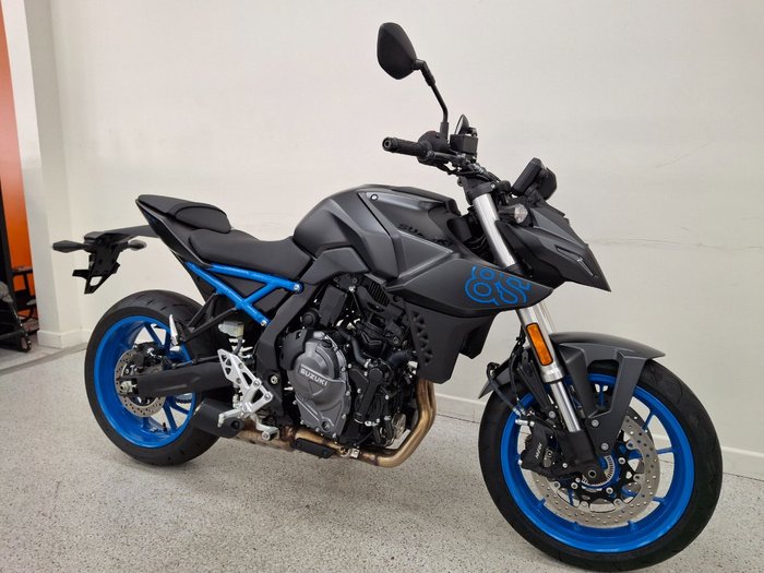 2025 Suzuki GSX-8S Black