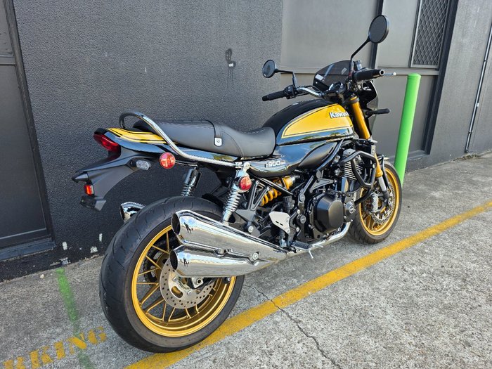 2023 Kawasaki Z900RS SE BLACK