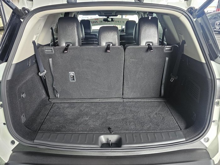 2024 Nissan Pathfinder Ti