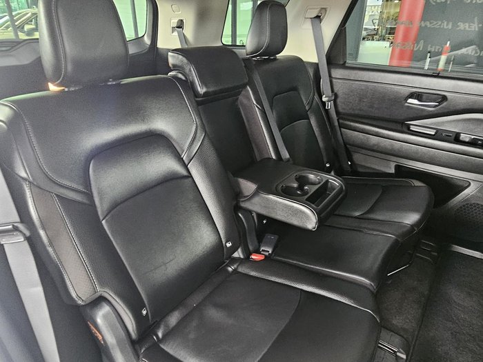 2024 Nissan Pathfinder Ti