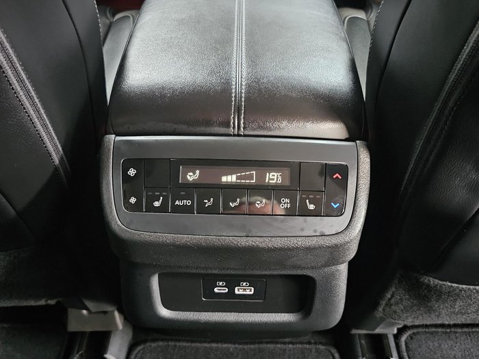 2024 Nissan Pathfinder Ti