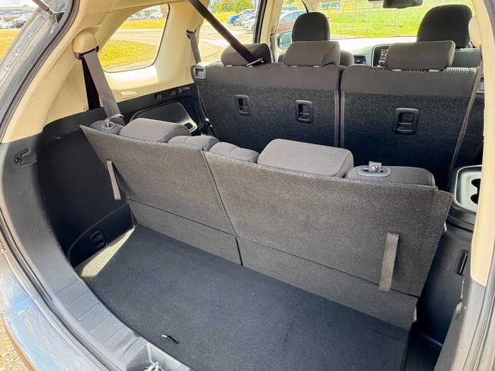 2021 Mitsubishi Outlander ES