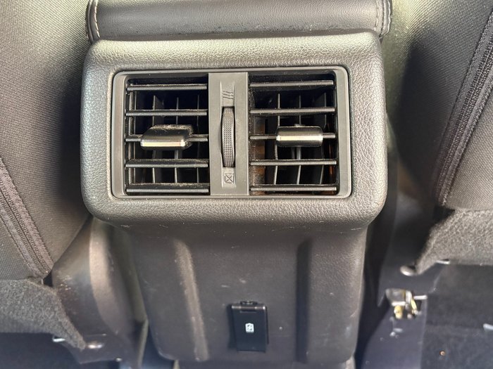 2021 Mitsubishi Outlander ES