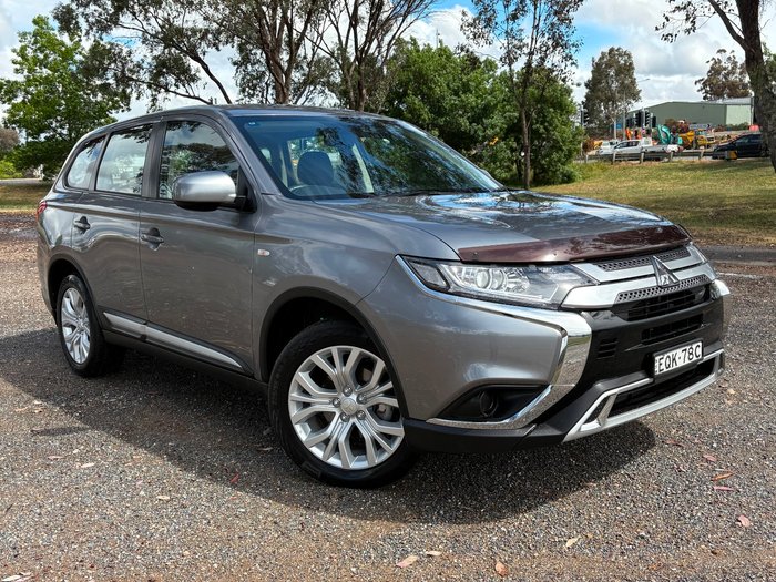 2021 Mitsubishi Outlander ES