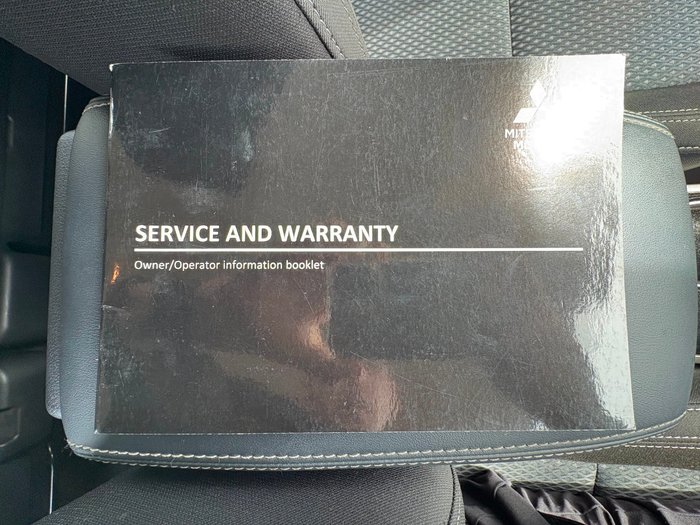 2021 Mitsubishi Outlander ES