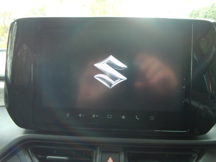 2025 Suzuki Swift Hybrid Plus