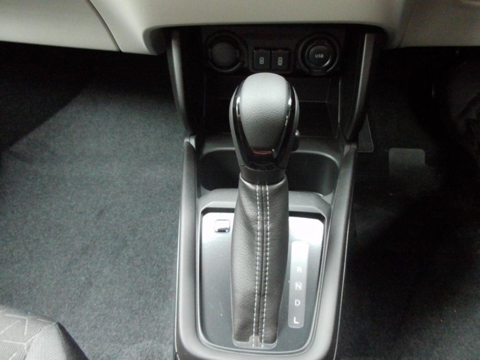 2025 Suzuki Swift Hybrid Plus