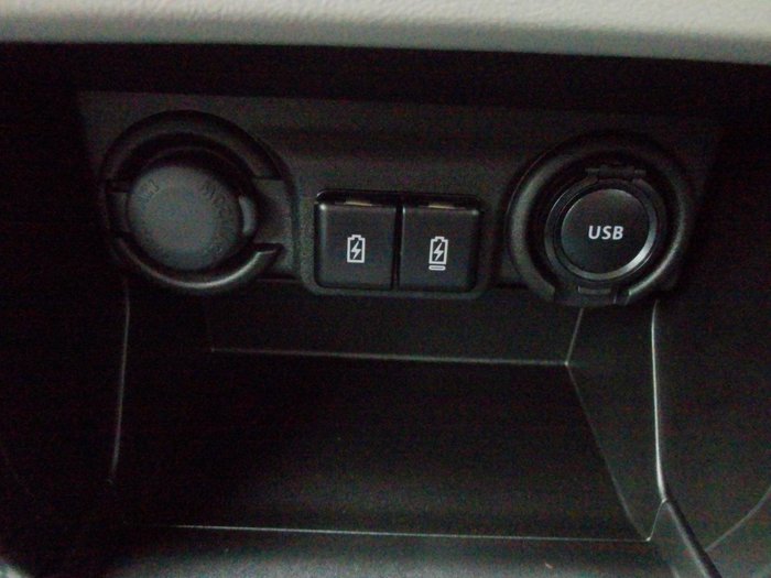 2025 Suzuki Swift Hybrid Plus