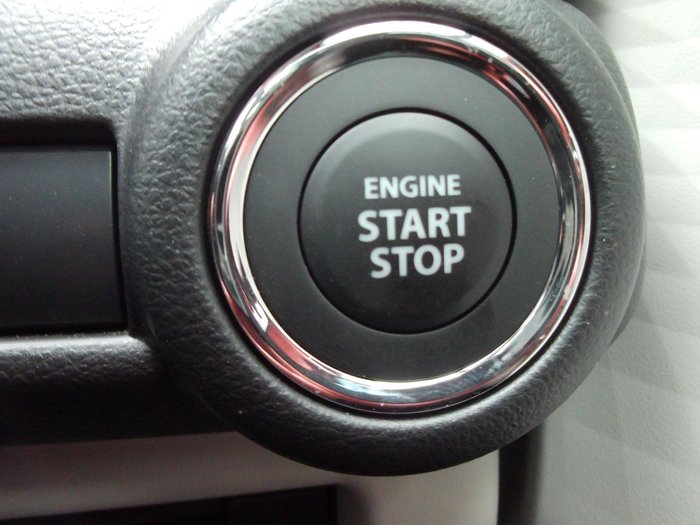 2025 Suzuki Swift Hybrid Plus