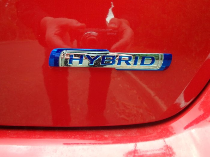 2025 Suzuki Swift Hybrid Plus
