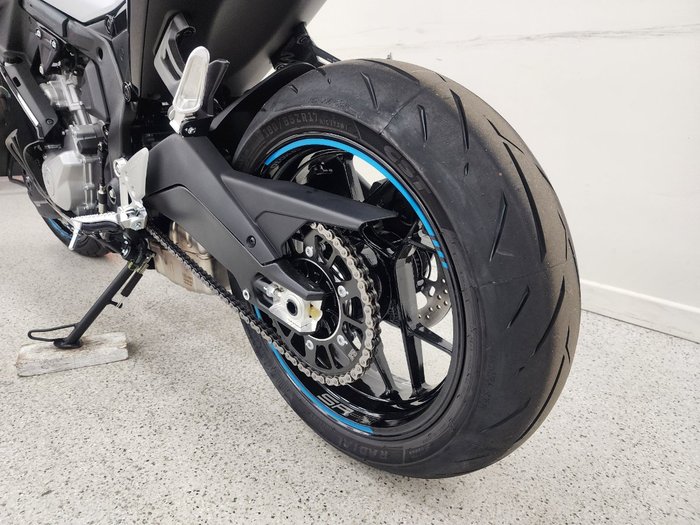 2025 CFMOTO 2025 CF Moto 675CC 675SR-R ABS Road NEBULA BLACK