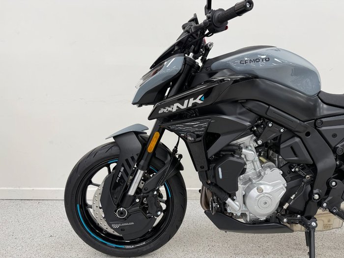 2025 CFMOTO 2025 CF Moto 675CC 675NK ABS Road Aerolite Grey