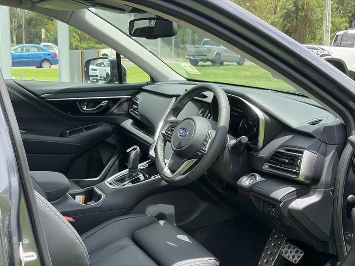 2025 Subaru Outback AWD Touring