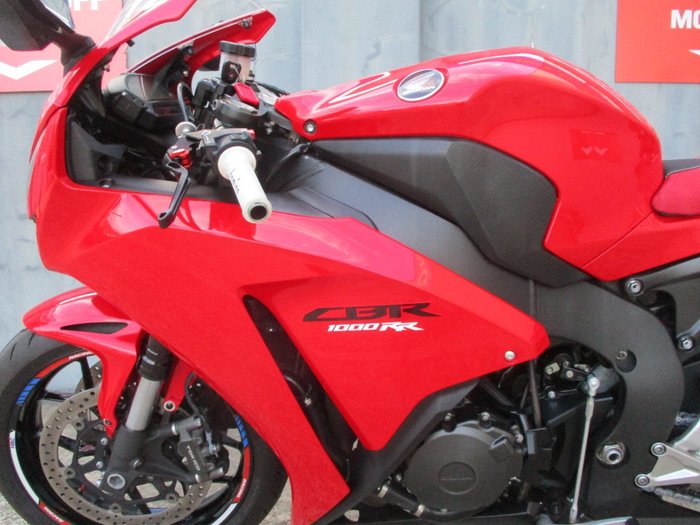 2015 Honda CBR1000RR (FIREBLADE) RED