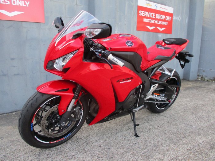 2015 Honda CBR1000RR (FIREBLADE) RED