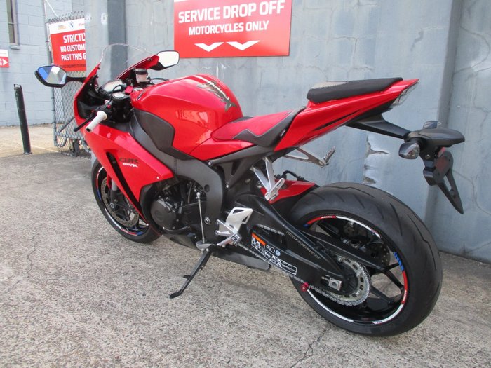 2015 Honda CBR1000RR (FIREBLADE) RED