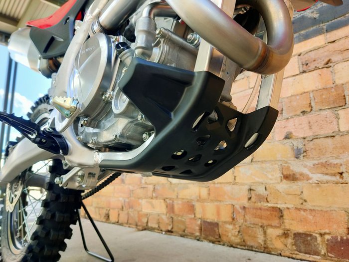 2025 HONDA CRF250R MOTOCROSS RED