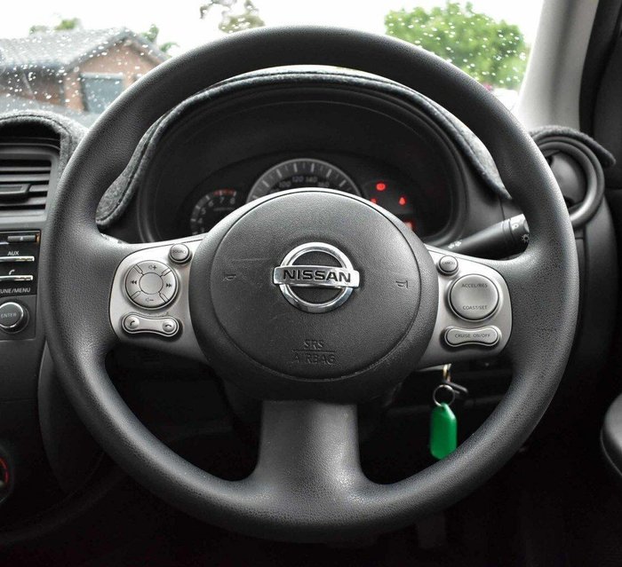 2016 Nissan Micra ST