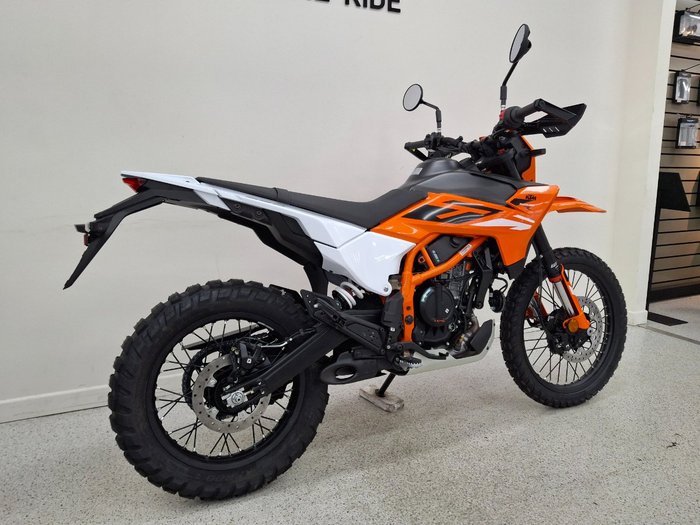2025 Ktm 2025 KTM 390CC 390 ENDURO R Orange