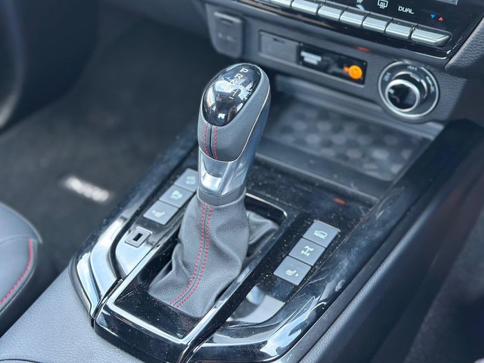 2025 Isuzu D-MAX X-TERRAIN