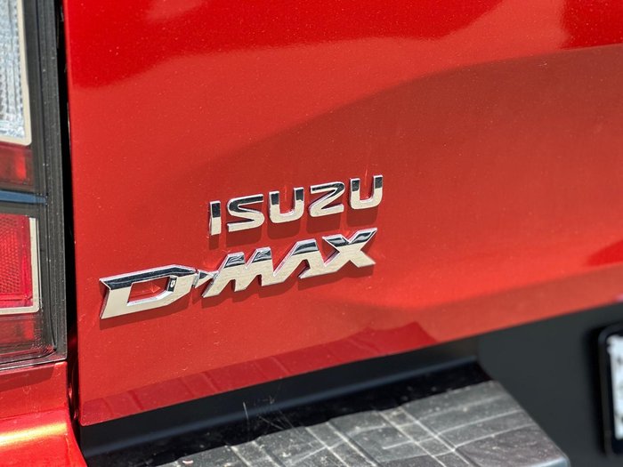 2025 Isuzu D-MAX X-TERRAIN