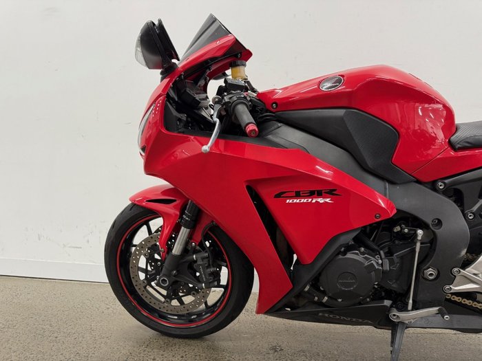 2015 Honda CBR1000RR (FIREBLADE) Red