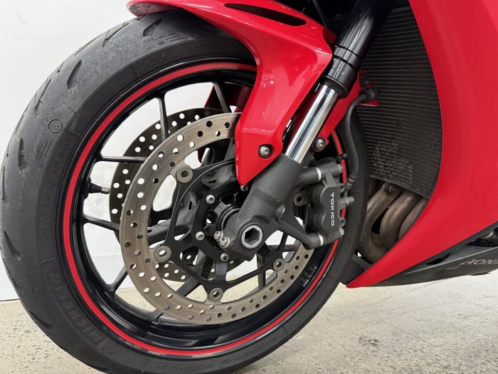 2015 Honda CBR1000RR (FIREBLADE) Red